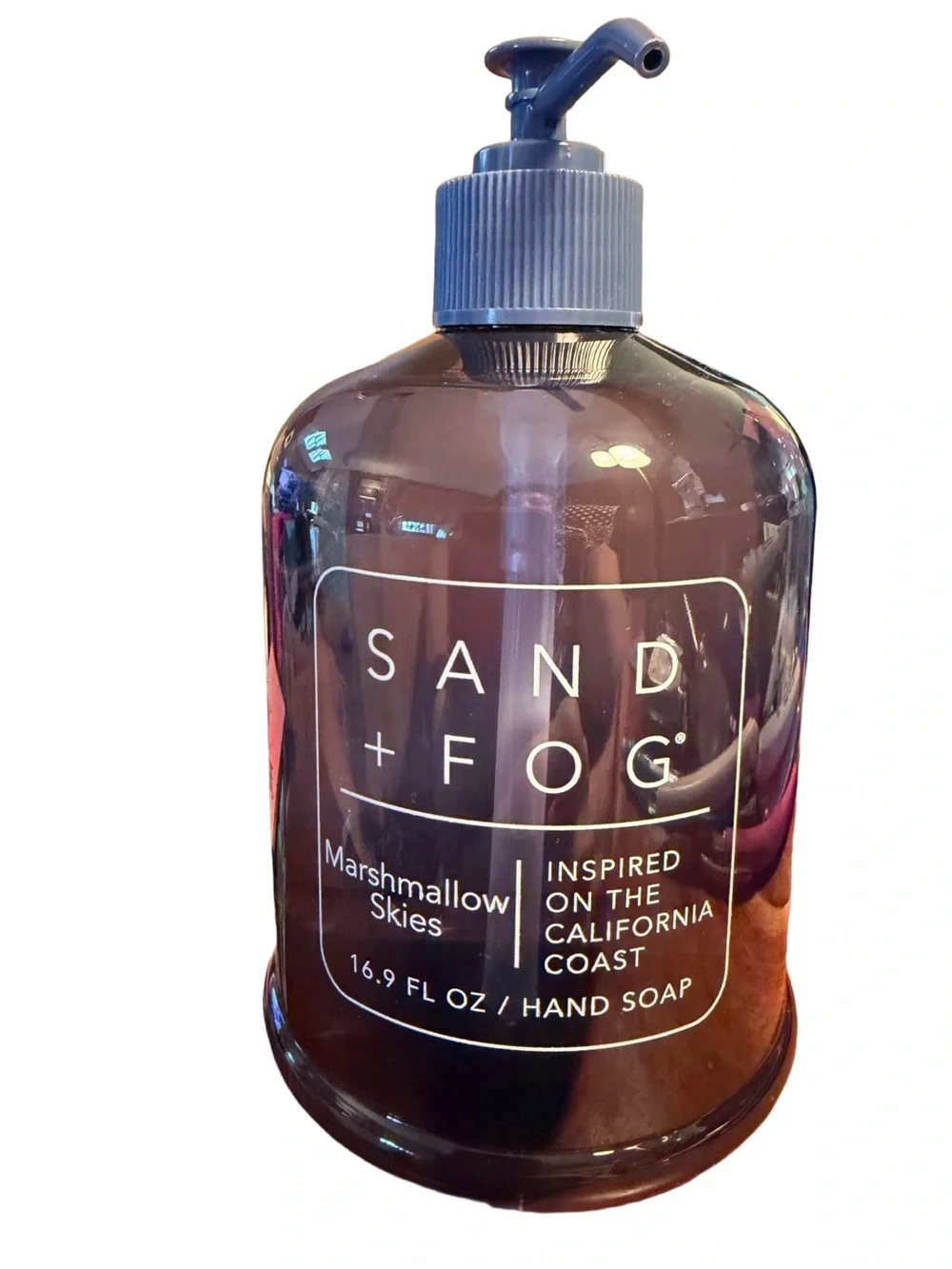 SAND + FOG NWT Qty 4 Marshmallow Skies Bath & Body Set - Navy & Gold Accents